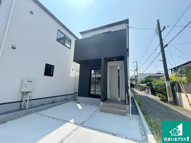 豊中市服部寿町　第1期　新築一戸建ての外観|安心の10年保証！外観を美しく保ち、雨水で汚れを落とします！気になることがありましたら、お気軽にお問い合わせください！