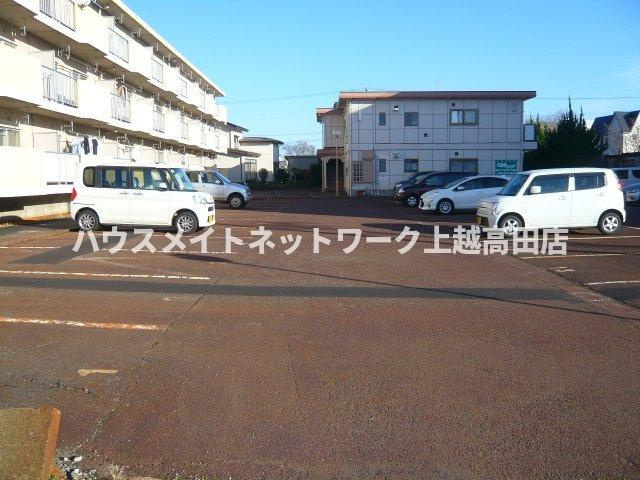 エイペックスⅠの駐車場|消雪付駐車場