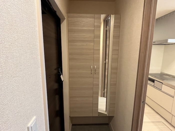 D-room姉体ⅢAの玄関