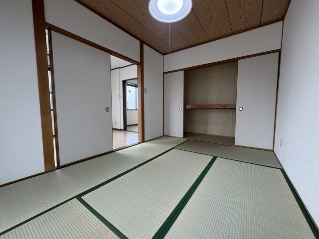 CHハイツの和室