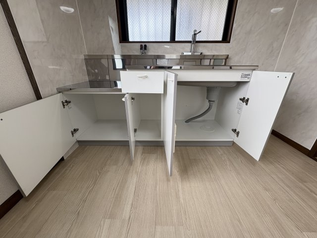 CHハイツのその他|キッチン下部収納