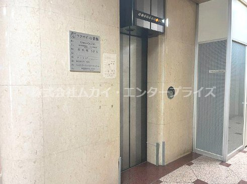 フクサイ心斎橋のその他共用部分|エレベーターホールございます◎