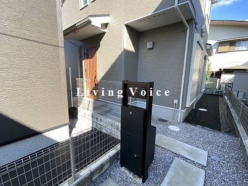 【エントランス】 | 【仲介手数料０円】小田原市栢山第1期　新築一戸建て　1号棟　全4区画 | 【仲介手数料０円】小田原市栢山第1期　新築一戸建て　全4区画