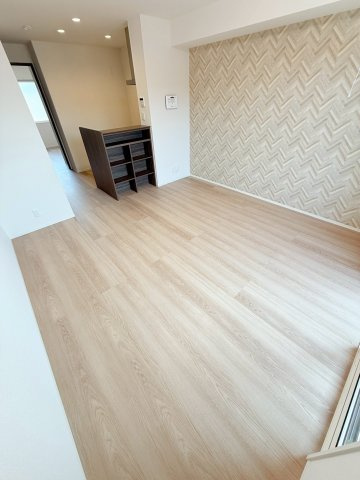 ロータスヒル　B棟の居間・リビング