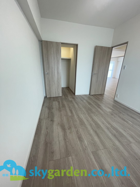 ジョイ茅ヶ崎第２ビルの洋室