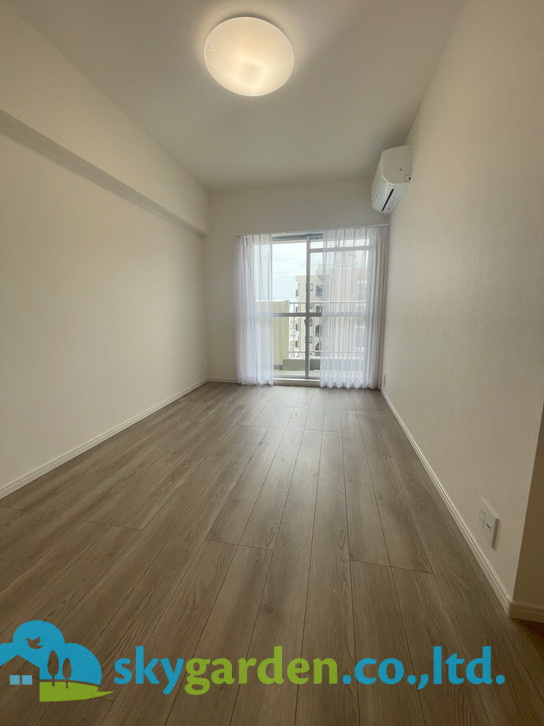 ジョイ茅ヶ崎第２ビルの洋室