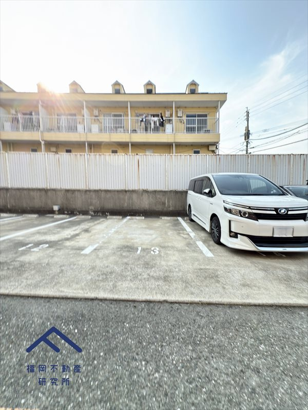 モントーレ三苫ガーデンの駐車場|月額6000円の区画に空きがあります