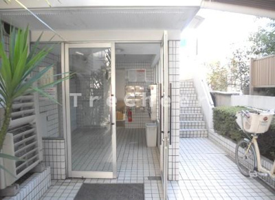 【エントランス】 | エスカイア浜田山