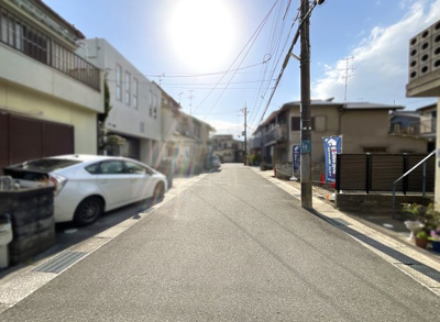 【前面道路含む現地写真】 | 長岡京市西の京　注文住宅　建築条件なしの土地 | キズナホームは『お客様に寄り添う不動産屋』をモットーにしています。
お客様に安心してお任せ頂けるよう頑張ります。些細なことでもなんなりとご相談下さい！