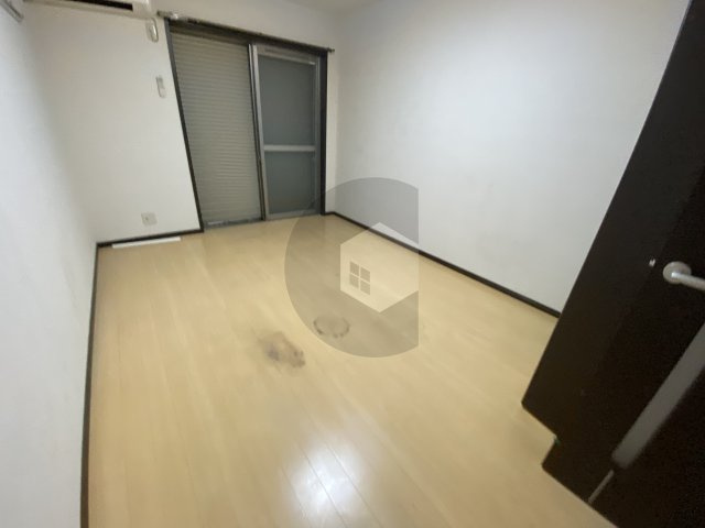 アルベージュ八戸ノ里1番館の居間・リビング