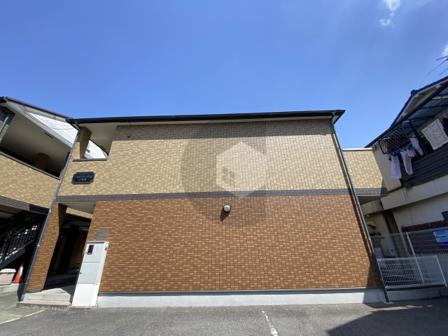 アルベージュ八戸ノ里1番館の外観