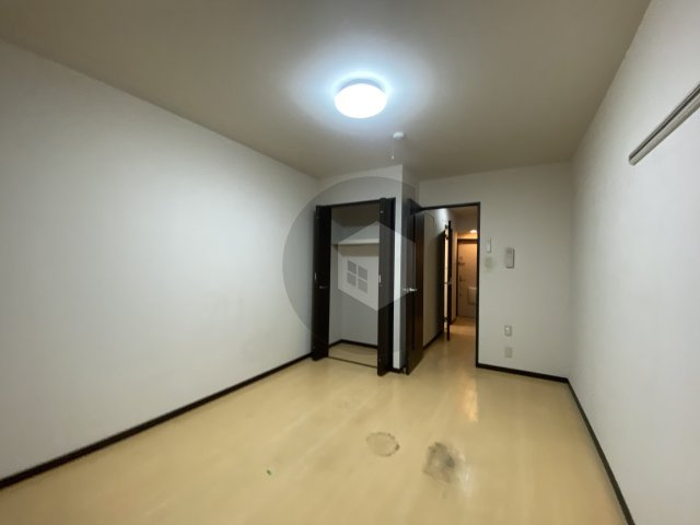 アルベージュ八戸ノ里1番館の居間・リビング