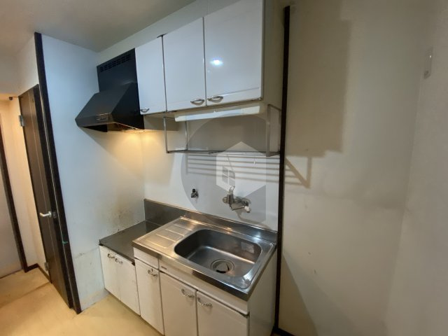 アルベージュ八戸ノ里1番館のキッチン