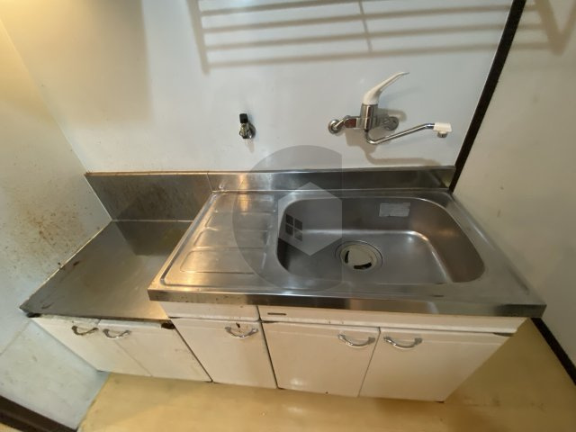 アルベージュ八戸ノ里1番館のキッチン