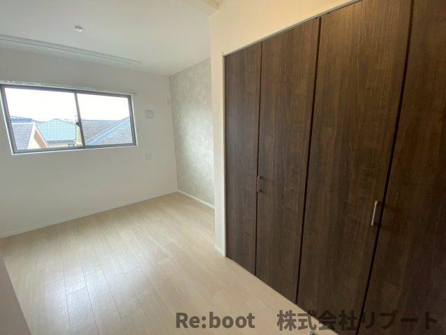 MOK-TERRACE GYOTOKU（モックテラスギョウトク）の洋室