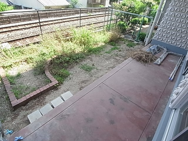 神戸市須磨区潮見台町５丁目の賃貸マンションのバルコニー