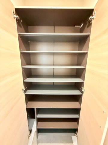 ロータスヒル　A棟の収納