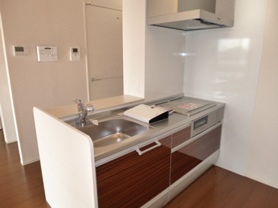 【キッチン】 | ナウリヴィエール | 3口ＩＨコンロ付きシステムキッチン