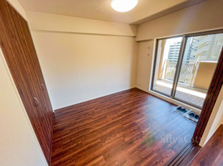 【洋室】 | ブラウトリエ