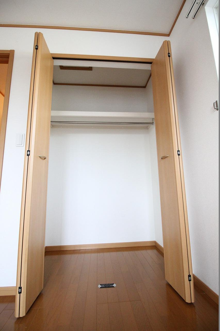 ルナ　パレス　Aの収納|※お部屋により仕様が異なる場合があります