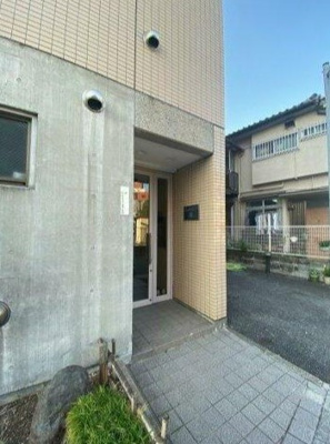 【エントランス】 | ウイスタリア雅