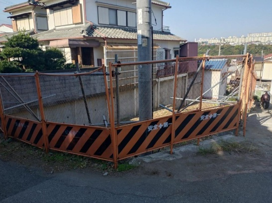 神戸市垂水区舞子坂4丁目の前面道路含む現地写真