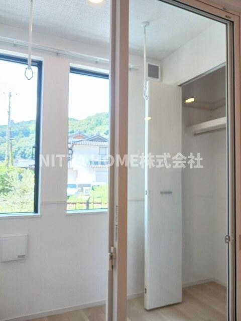 メゾン１２朝来の内装|人気のサンルームも搭載★
