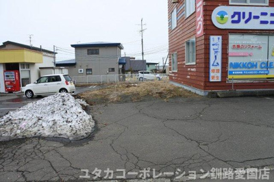 【駐車場】 | 春採6丁目店舗付住宅