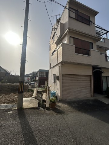 海南市黒江・土地・56904の前面道路含む現地写真