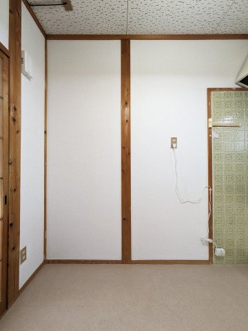 グリーンハウスの洋室|コンパクトで使いやすい洋室です