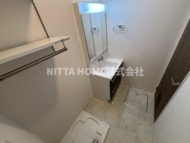 メゾン１２朝来のその他共用部分|室内洗濯機置き場もバッチリ◎