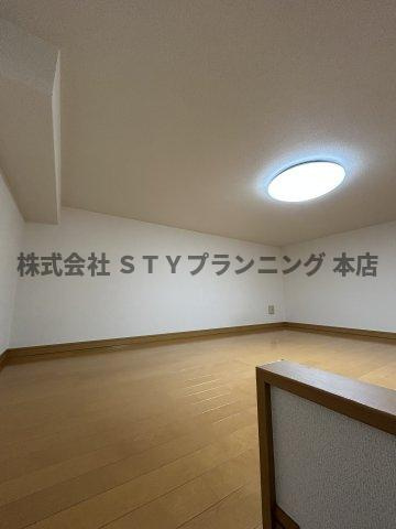 仲介手数料０円！シェーネスハイム八剱の洋室