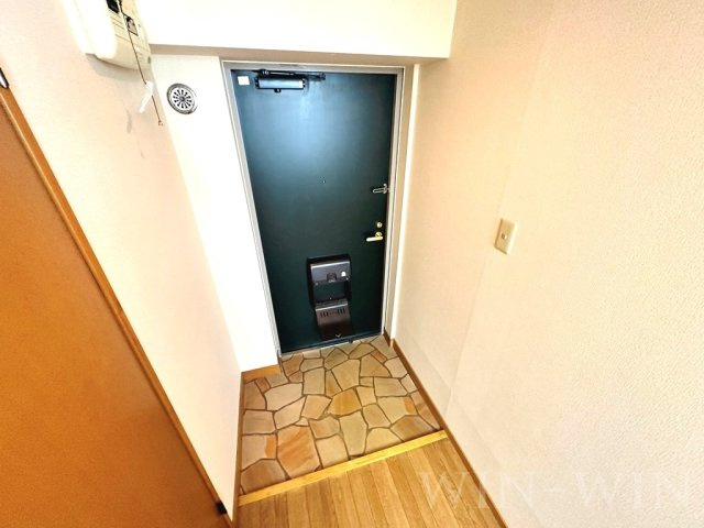 プランドール ONEの玄関|イメージ（同建物内別部屋の写真です）