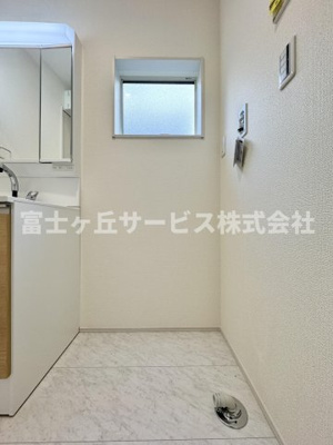 【ランドリースペース】 | 静岡市葵区羽鳥5丁目 新築一戸建て 1号棟 | 洗濯機置き場です