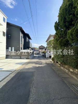 【前面道路含む現地写真】 | 静岡市葵区羽鳥5丁目 新築一戸建て 1号棟 | 前面道路含む現地写真です