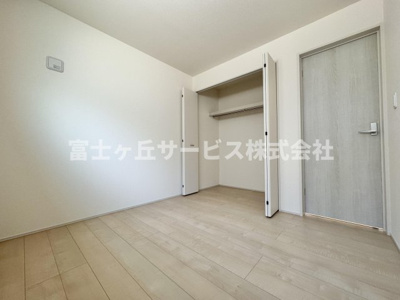 【子供部屋】 | 静岡市葵区羽鳥5丁目 新築一戸建て 2号棟 | 子供部屋としても使える洋室です