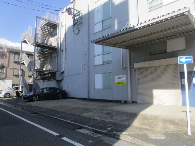 足立区西新井７丁目の倉庫