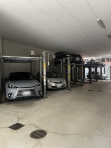 Yoshikuni838の駐車場