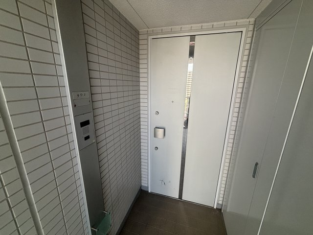 センターフィールド浦和美園弐番館ミッドランドのエントランス|建物の内部です