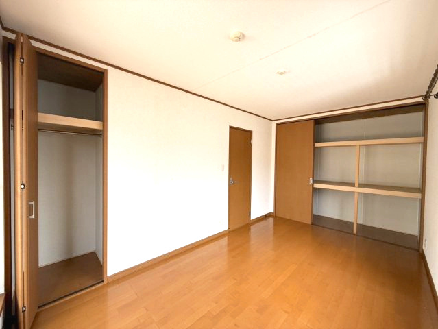 忠岡町忠岡北3丁目　中古戸建の洋室