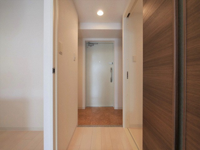 Luxe新大阪Ⅰの玄関