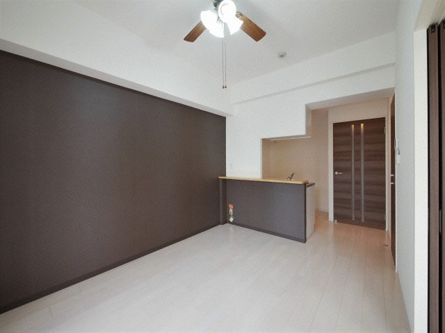 Luxe新大阪Ⅰの居間・リビング