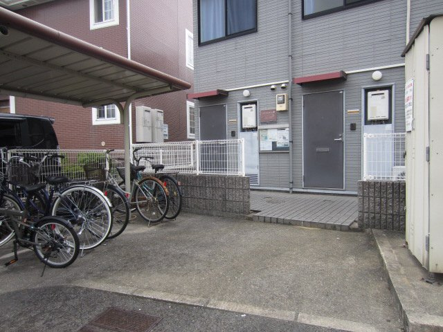 【エントランス】