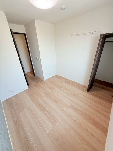 ロータスヒル　B棟の居間・リビング