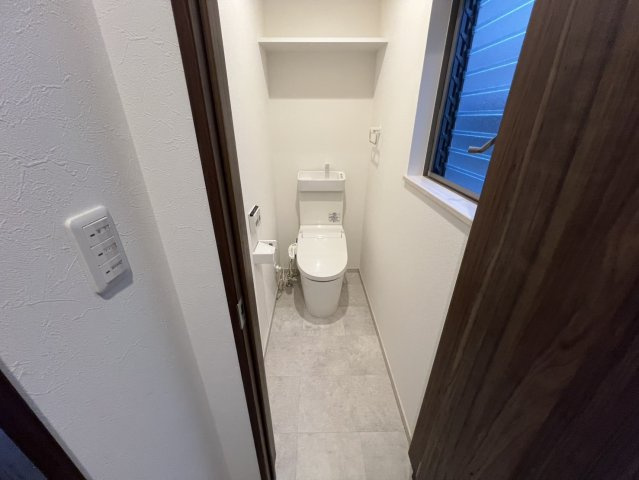 緑が丘2丁目　中古一戸建てのトイレ|２階のトイレです