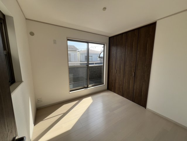 緑が丘2丁目　中古一戸建ての洋室|ゆったりした洋室です