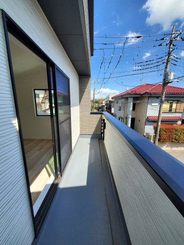 三郷市　小谷堀　新築戸建　全1棟のバルコニー|お洗濯にも便利なバルコニー
