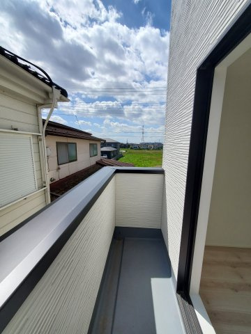 三郷市　小谷堀　新築戸建　全1棟のバルコニー|広々としたバルコニーです