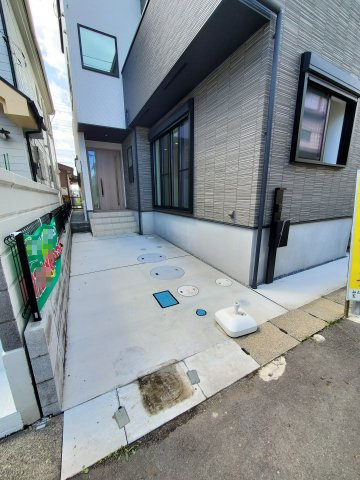 三郷市　小谷堀　新築戸建　全1棟の駐車場|駐車場です