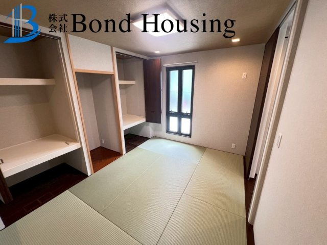 セキスイハイム施工・築3年の築浅良質中古戸建　松陰の玄関